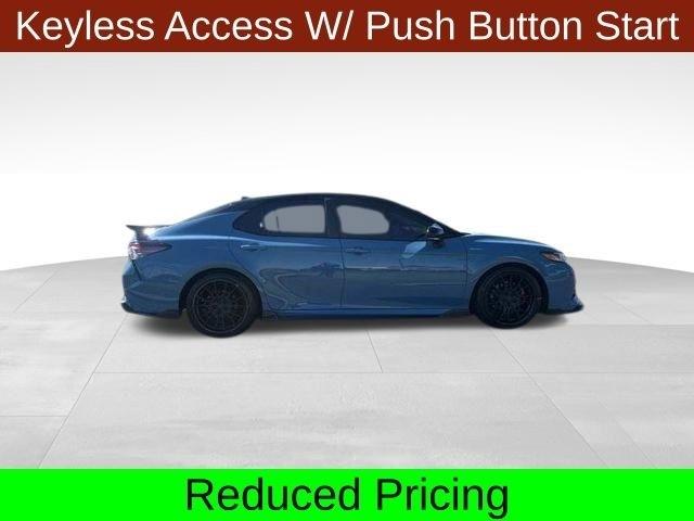 Toyota Camry  2022