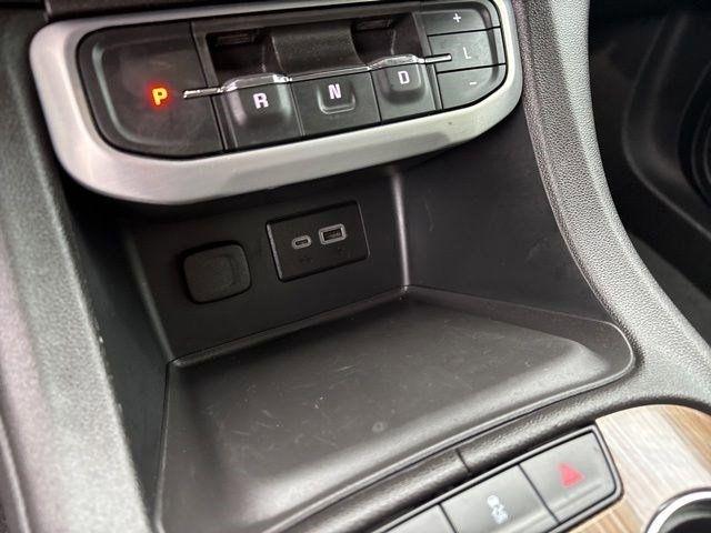 GMC Acadia  2023