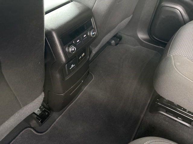 GMC Acadia  2023