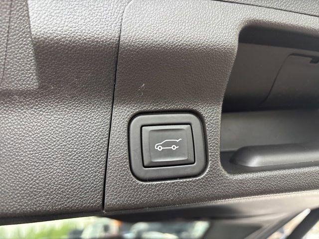 GMC Acadia  2023