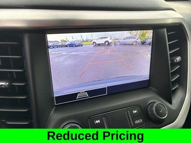GMC Acadia SLE 2023