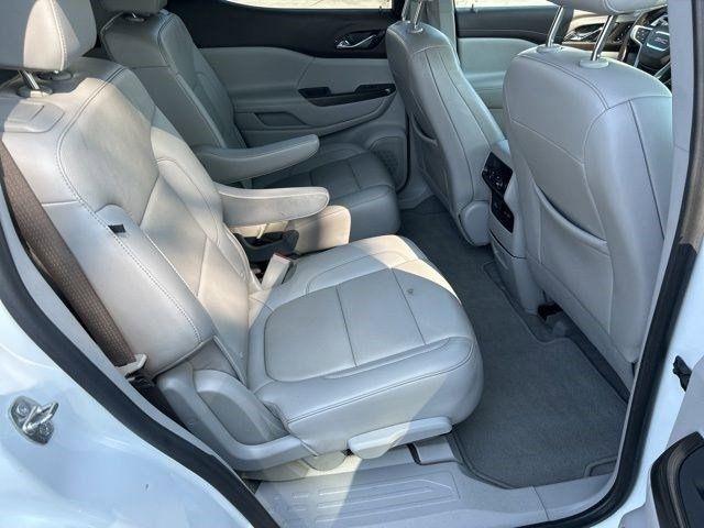 GMC Acadia  2022