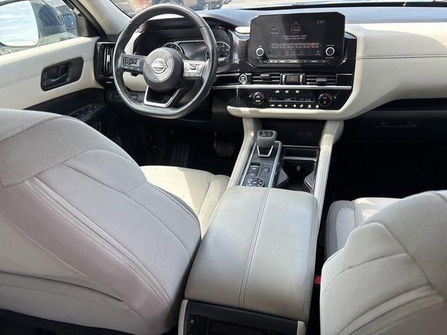 Nissan Pathfinder  2024