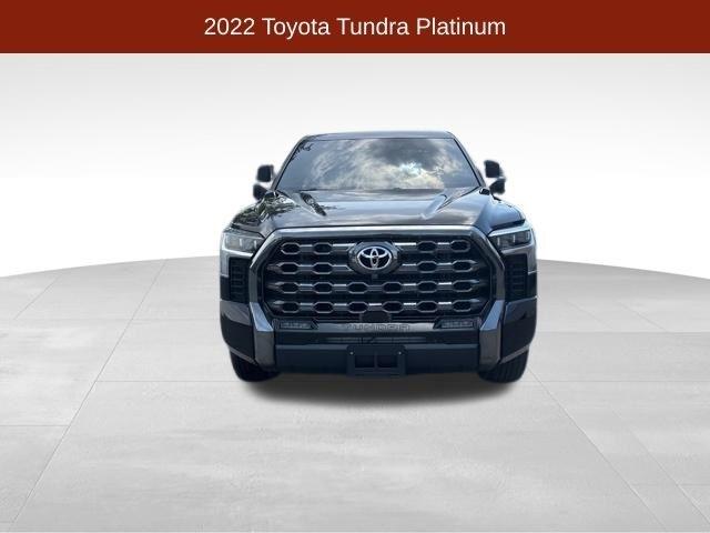 Toyota Tundra  2022