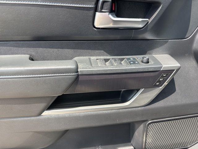 Toyota Tundra  2022