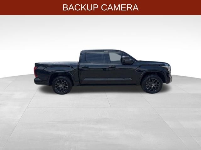 Toyota Tundra  2022