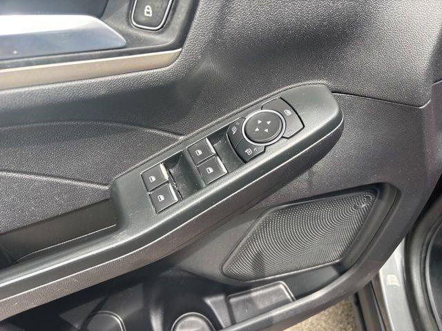 Ford Escape  2022