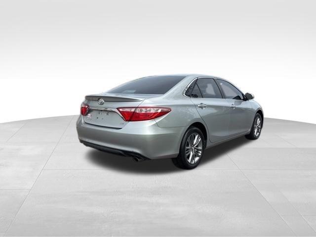Toyota Camry  2017