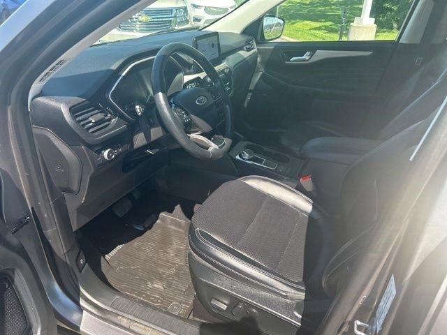 Ford Escape  2021