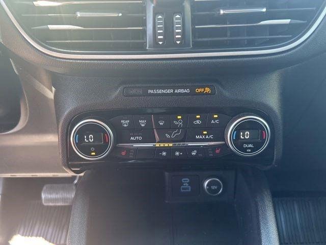Ford Escape  2021