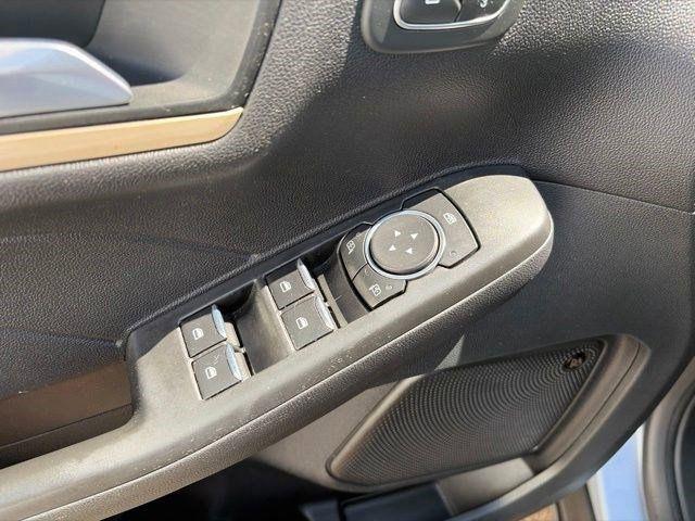 Ford Escape  2022