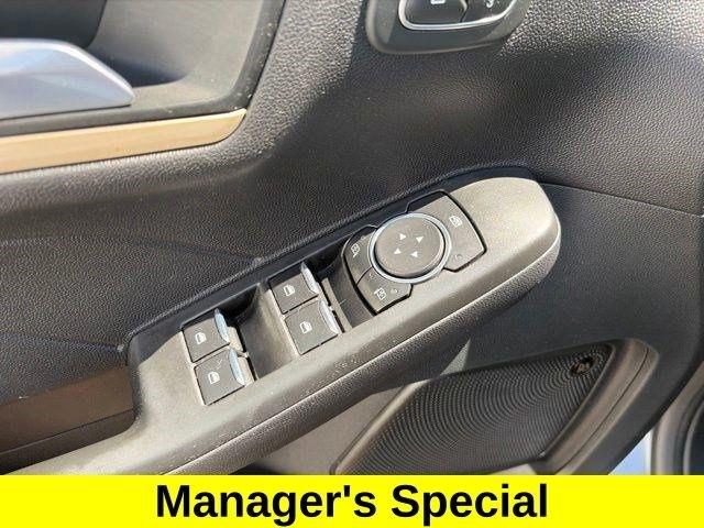 Ford Escape Titanium AWD 2022