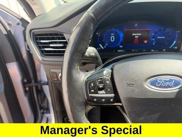 Ford Escape Titanium AWD 2022