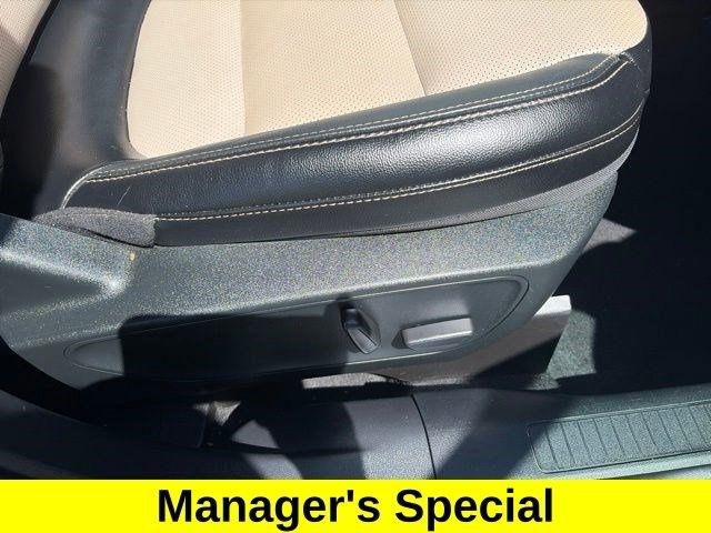 Ford Escape Titanium AWD 2022