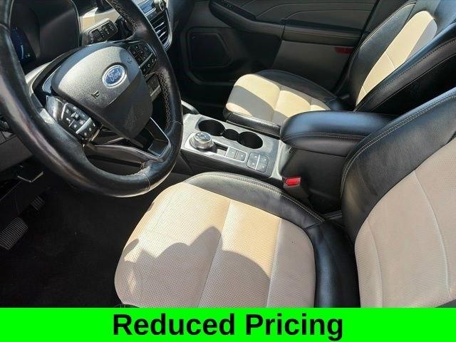 Ford Escape Titanium AWD 2022