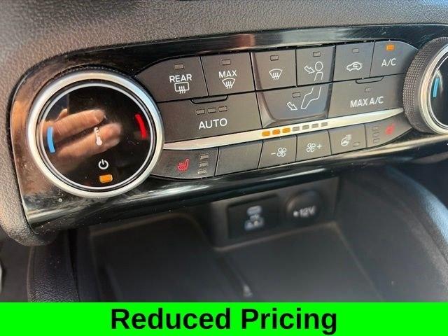 Ford Escape Titanium AWD 2022