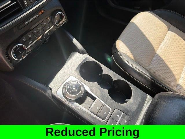 Ford Escape Titanium AWD 2022