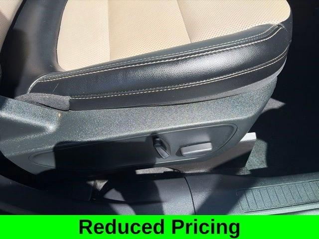 Ford Escape Titanium AWD 2022