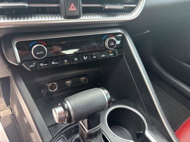 Kia K5  2023
