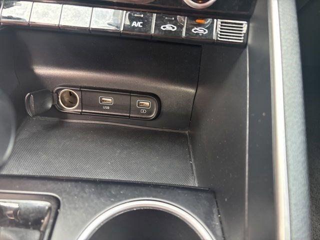 Kia K5  2023