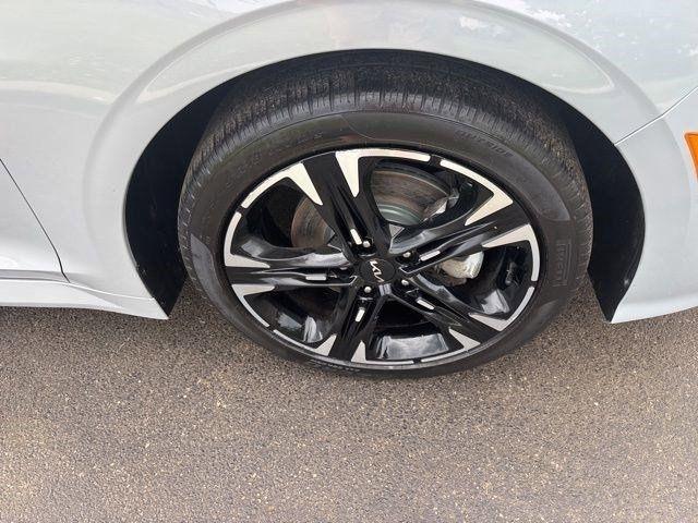 Kia K5  2023