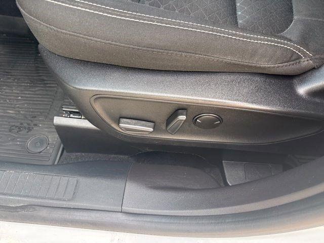 Ford Escape  2023