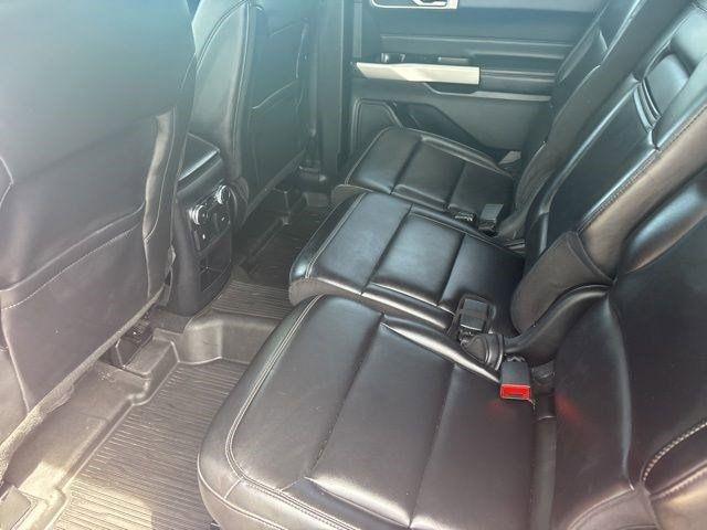 Ford Explorer  2021