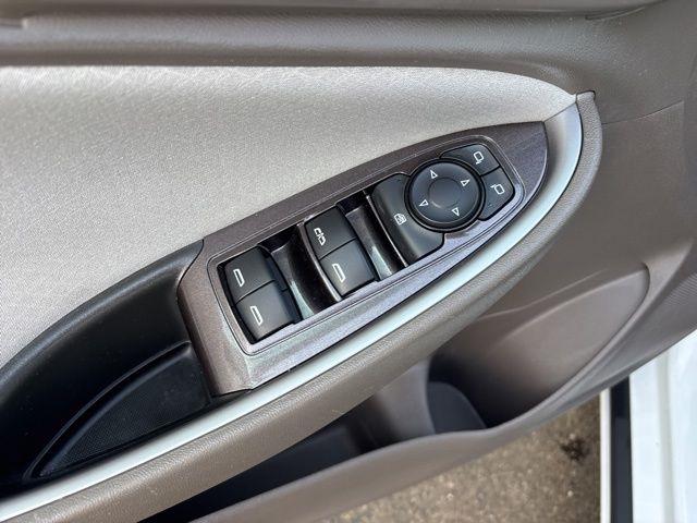 Chevrolet Malibu  2023