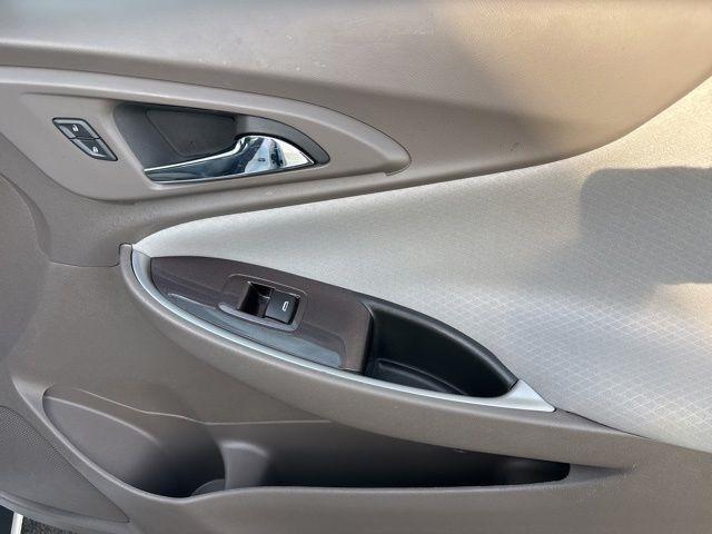 Chevrolet Malibu  2023