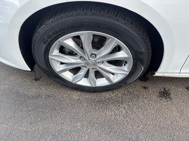Chevrolet Malibu  2023