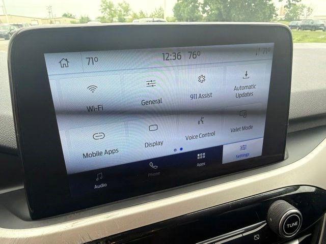 Ford Escape  2022