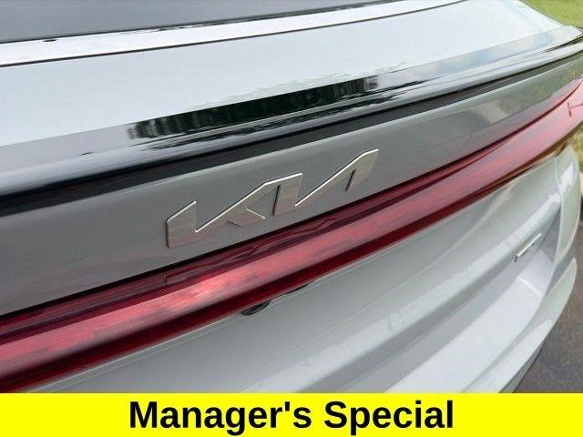 Kia K5  2023