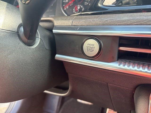 Kia K5  2023