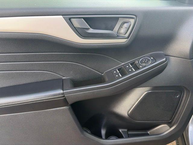 Ford Escape  2022