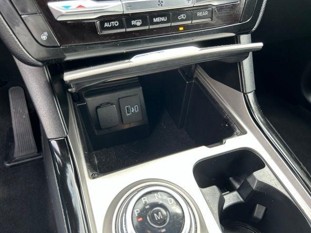 Ford Explorer  2022