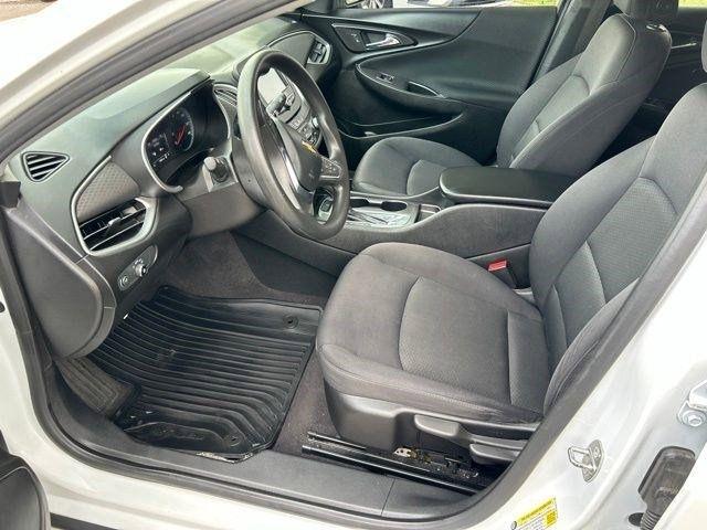 Chevrolet Malibu  2017