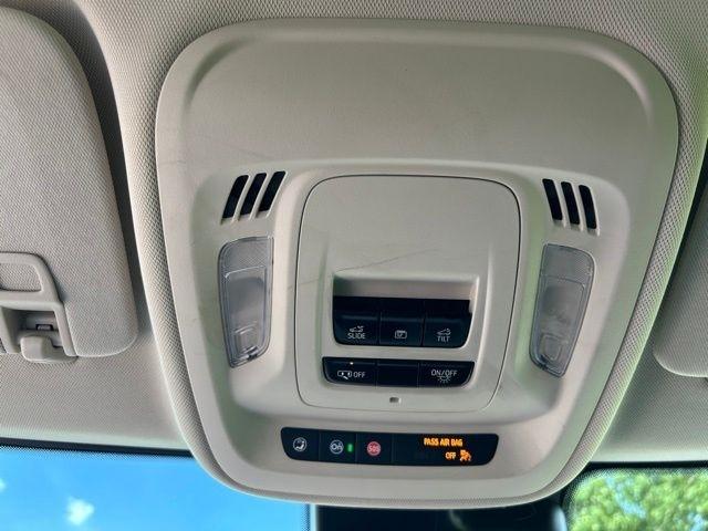 Buick Envision  2022