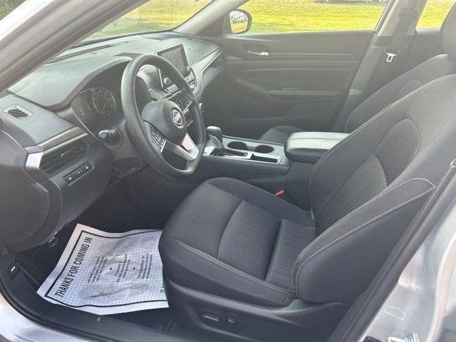 Nissan Altima  2025