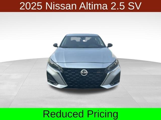 Nissan Altima  2025