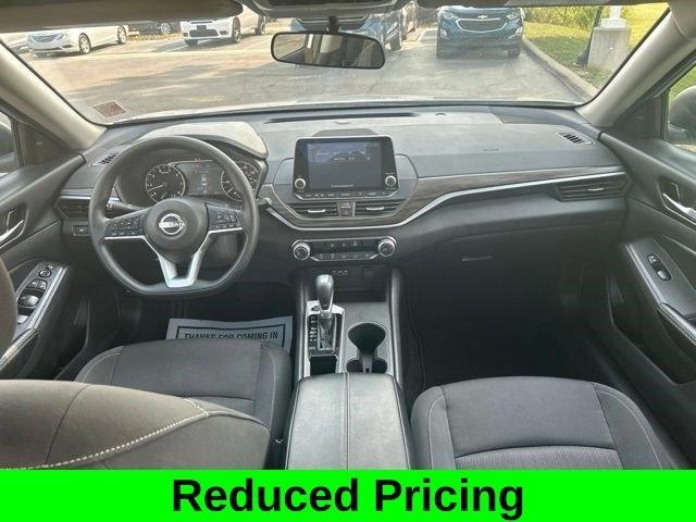 Nissan Altima  2025