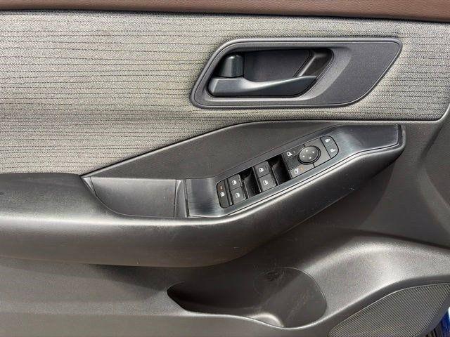 Nissan Rogue  2023
