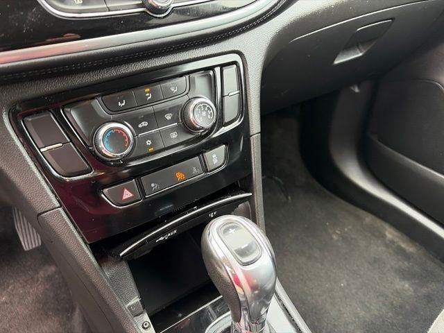 Buick Encore  2017