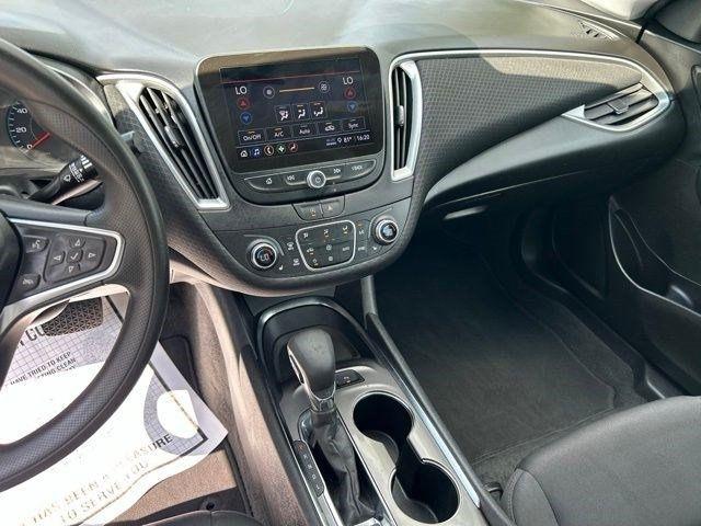 Chevrolet Malibu  2025