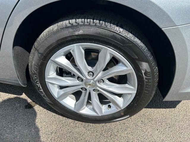 Chevrolet Malibu  2025
