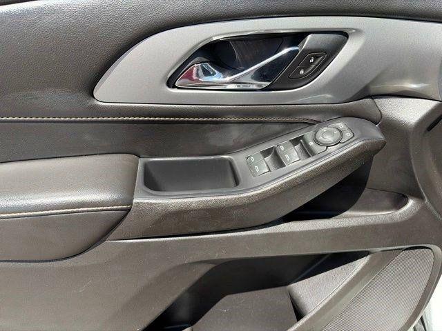 Chevrolet Traverse  2021