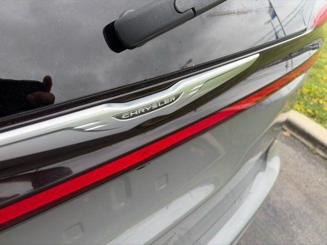 Chrysler Pacifica  2023