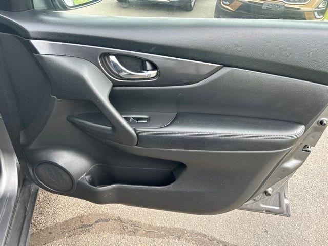Nissan Rogue  2017