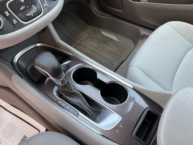 Chevrolet Malibu  2022