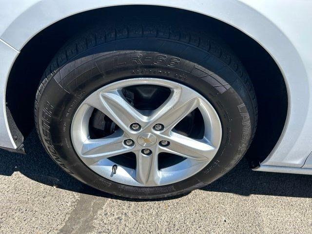 Chevrolet Malibu  2023