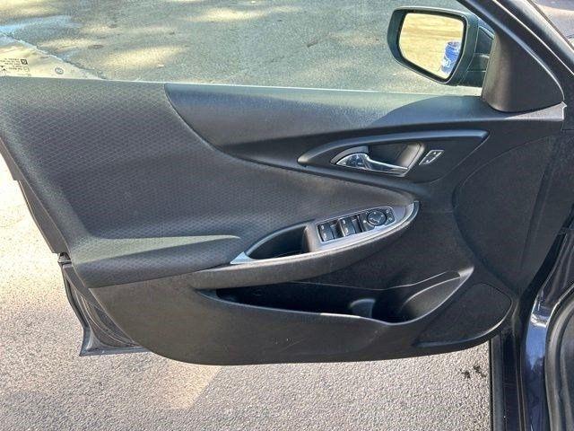 Chevrolet Malibu  2022